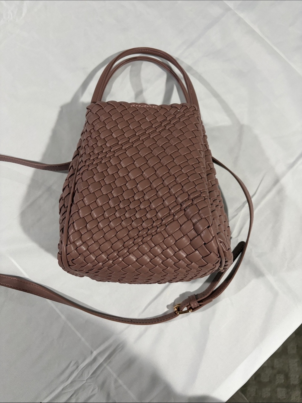 Anthropologie Woven Hollace Tote Bucket Bag in Dusty Rose Mini Edition - Picture 6 of 7
